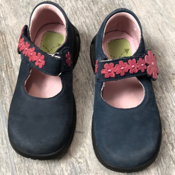 Stride Rite Mary Janes Shoes 8W - Picture 2 of 6